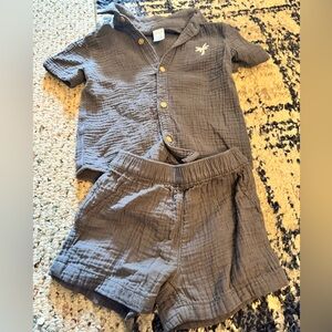 Carters 2T Shorts Outfit